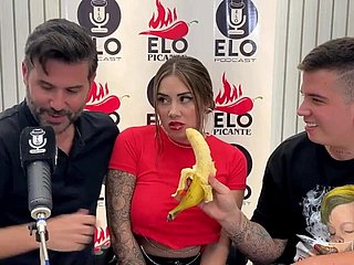 Das Interview mit ELO Podcast endet helter-skelter einem Blowjob und viel Sperma - Sara Beauteous - Elo Picante
