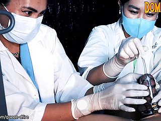 Medizinische klingende CBT involving Keuschheit von 2 asiatischen Krankenschwestern