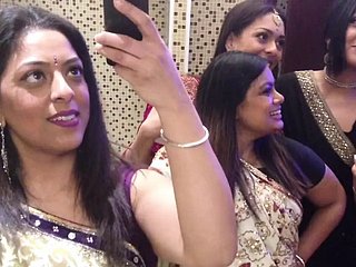 UK Indian Desi Affair Während der Ehemann bei Hochzeit mel?e