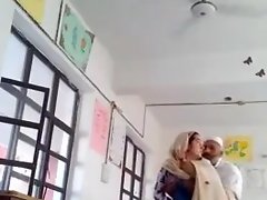 Muslim Pupil fucked przez nauczyciela